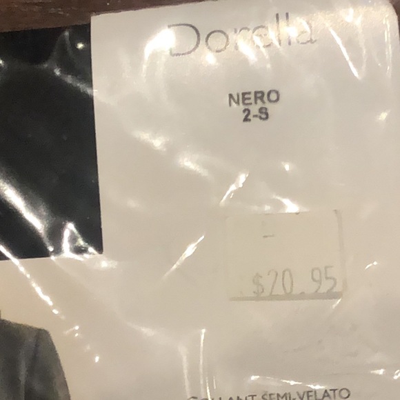 Brand new in sealed package Phillipe Montignon black tights/hosiery size 2s - Picture 2 of 8